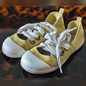 ZARA Girls Canvas Yellow Lace-up Sneakers 31